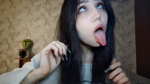 I am Gina ntmu Lets hit 10 Thumbs Up together online show from March 14, 2:11 pm