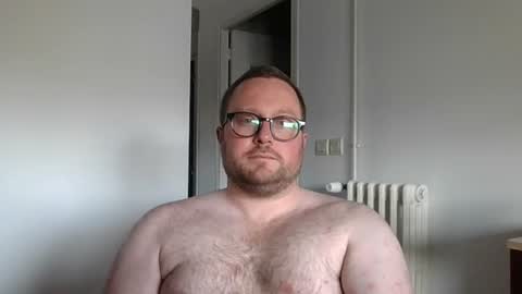 Snapshot of jeuneloup92 chatting on June 30, 4:19 pm jeuneloup92 online show from June 30, 4:19 pm