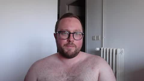 Snapshot of jeuneloup92 chatting on July 6, 4:09 pm jeuneloup92 online show from July 6, 4:09 pm