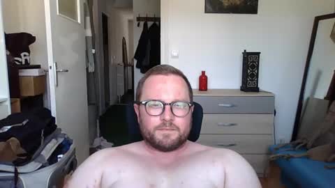 Snapshot of jeuneloup92 chatting on July 10, 1:25 pm jeuneloup92 online show from July 10, 1:25 pm