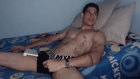 jffer_slhom online show from February 25, 4:11 am