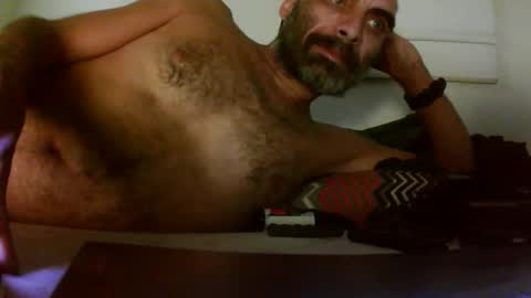 Snapshot of jglarsbel chatting on February 15, 10:25 am jglarsbel online show from February 15, 10:25 am