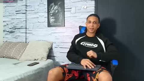 jhay_wheeler777 online show from October 29, 4:48 am