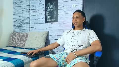 jhay_wheeler777 online show from November 14, 4:55 am