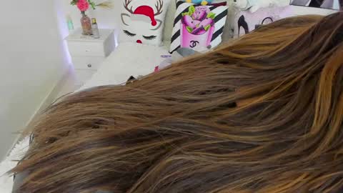 Snapshot of jhena_evans chatting on January 11, 10:40 pm Candy online show from January 11, 10:40 pm