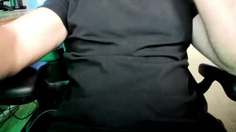 Snapshot of jhernandez13 chatting on December 22, 8:03 pm jhernandez13 online show from December 22, 8:03 pm