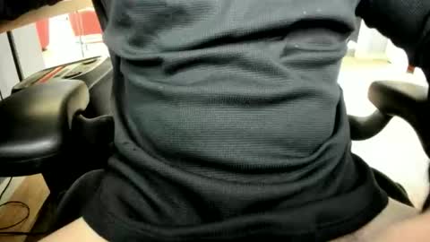 jhernandez13 online show from April 12, 1:49 pm