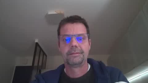 jhmec44000 online show from March 29, 9:15 pm