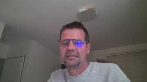 jhmec44000 online show from April 6, 9:27 pm