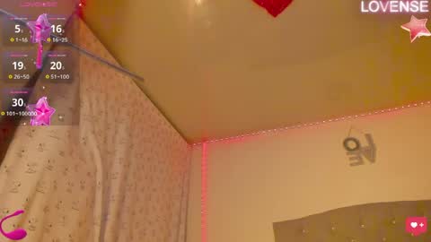 jhoanatrans22 online show from April 2, 11:24 pm