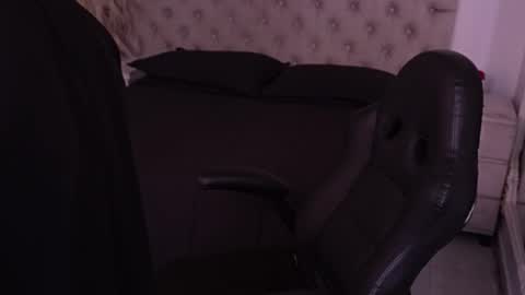 jhoanleandro online show from March 29, 6:02 am