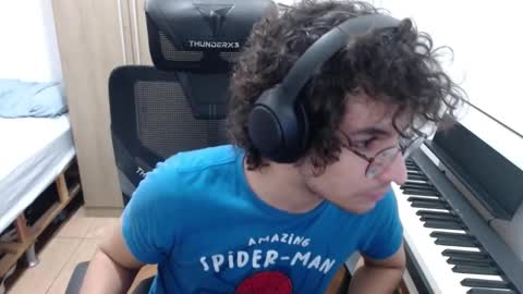 Snapshot of jhon13338 chatting on January 30, 2:06 am Jhon online show from January 30, 2:06 am