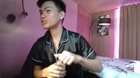 Snapshot of jhon_cummer chatting on November 1, 8:11 pm jhon_cummer online show from November 1, 8:11 pm