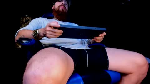 jhon_psyco online show from April 17, 5:43 am