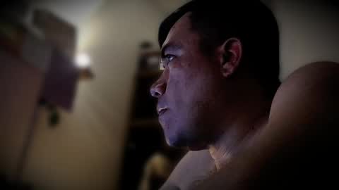 Snapshot of jhonatan_morales_s chatting on May 21, 3:35 am jhonatan_morales_s online show from May 21, 3:35 am