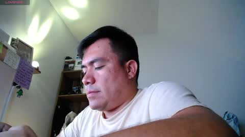 Snapshot of jhonatan_morales_s chatting on May 21, 9:55 pm jhonatan_morales_s online show from May 21, 9:55 pm