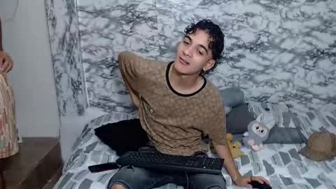 jhonay__cute online show from March 24, 11:21 pm