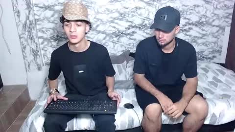 jhonay__cute online show from March 29, 8:20 pm