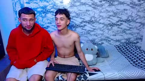jhonay__cute online show from April 16, 6:47 am