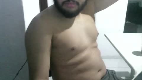 jhonizin online show from April 16, 2:56 am