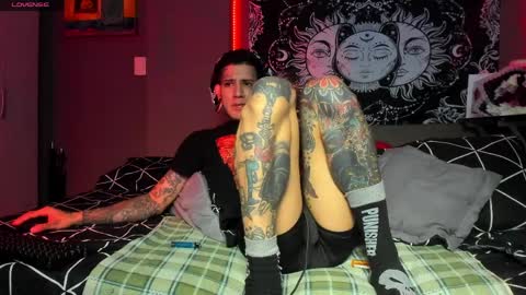 jhonny_ackerman online show from April 7, 11:37 pm