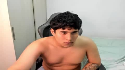 jhonny_dickm online show from October 14, 1:28 am