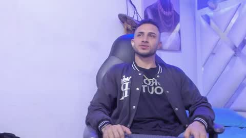 jhonny online show from December 13, 1:59 am