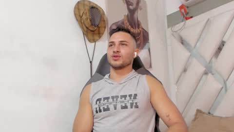 jhonny online show from January 5, 3:32 am