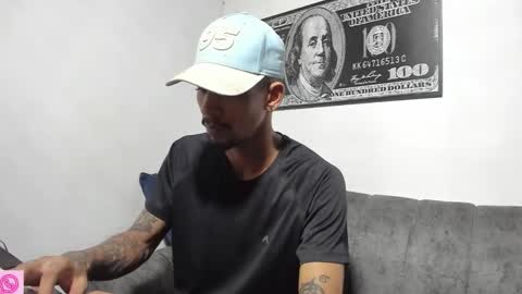 jhonson821 online show from December 16, 1:05 pm