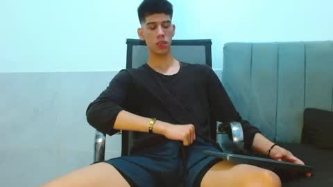 jhony_sex3 online show from April 22, 7:22 am