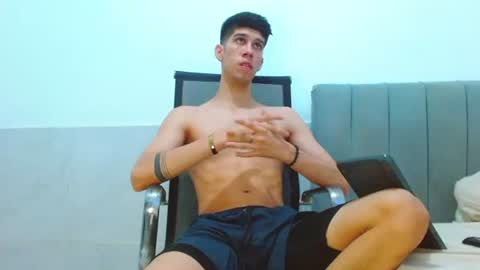 Snapshot of jhony_sex3 chatting on June 26, 6:51 am jhony_sex3 online show from June 26, 6:51 am
