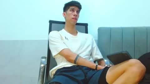 Snapshot of jhony_sex3 chatting on July 16, 8:15 pm jhony_sex3 online show from July 16, 8:15 pm