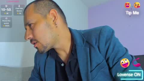 Snapshot of jhonyalzate chatting on December 13, 9:46 am Jhony Alzate online show from December 13, 9:46 am