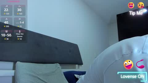 Snapshot of jhonyalzate chatting on February 2, 3:32 am Jhony Alzate online show from February 2, 3:32 am