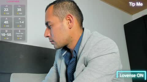 Jhony Alzate online show from April 7, 2:34 am