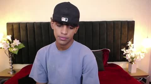 jhos online show from April 8, 1:44 pm