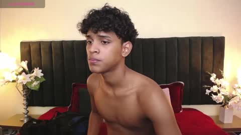 jhos online show from April 18, 1:31 am