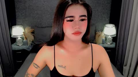 jhuliana_and_charles_room online show from March 9, 3:54 am