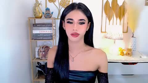 julie online show from December 18, 3:26 am