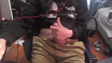 Snapshot of jhypelvx chatting on December 14, 1:05 pm jay online show from December 14, 1:05 pm