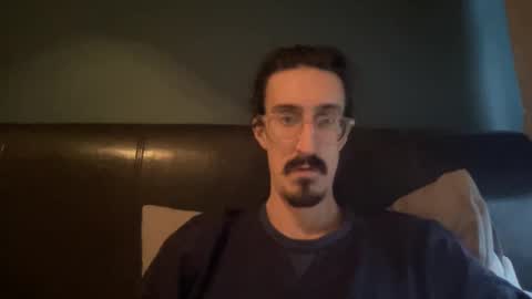 Snapshot of jiggz1986 chatting on February 16, 4:53 pm Jigz1986 online show from February 16, 4:53 pm