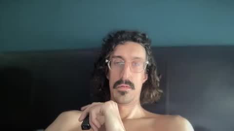 Snapshot of jiggz1986 chatting on February 11, 1:05 pm Jigz1986 online show from February 11, 1:05 pm