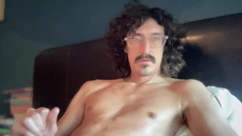 Jigz1986 online show from April 9, 6:19 am