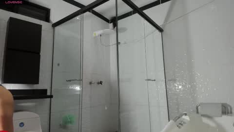 jilary__clinton online show from January 7, 2:14 am