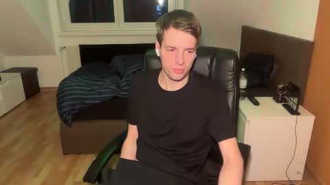 Snapshot of jim_fury chatting on February 18, 5:09 pm Jimmy online show from February 18, 5:09 pm