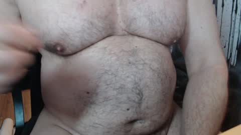 Snapshot of jimbeefbear chatting on December 15, 5:53 pm Jim online show from December 15, 5:53 pm