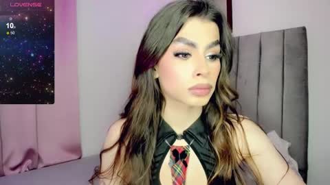 Snapshot of jimenna__ chatting on January 8, 8:06 am jimenna online show from January 8, 8:06 am