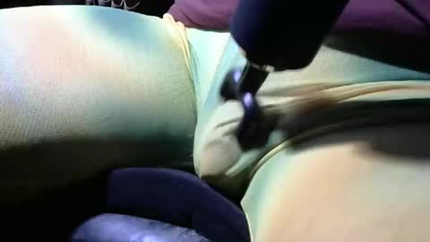 Snapshot of jimismiles chatting on December 3, 2:04 pm jimismiles online show from December 3, 2:04 pm