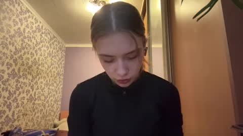 Josseline online show from February 18, 2:35 pm