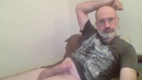 Snapshot of jimmielove2046 chatting on November 9, 2:54 am jimmielove2046 online show from November 9, 2:54 am
